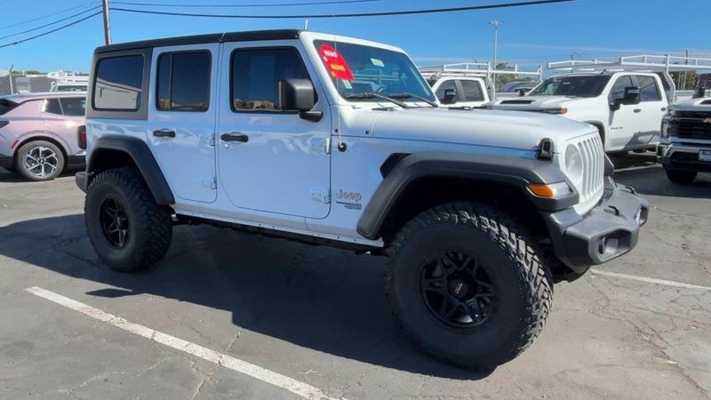 2018 Jeep Wrangler Unlimited Sport SImage 3