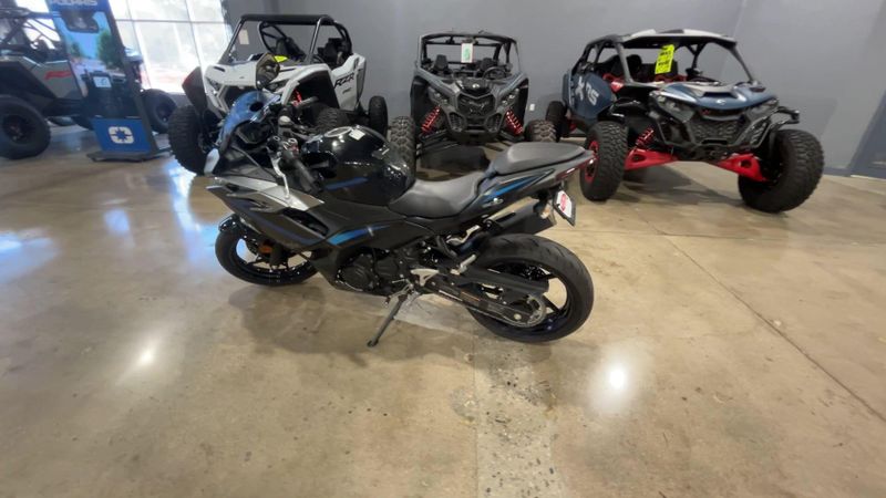 Used 2025 Kawasaki NINJA 500 Image 6