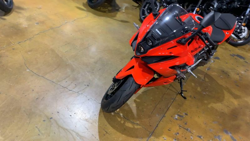 New 2026 Suzuki GSX-8R Image 4