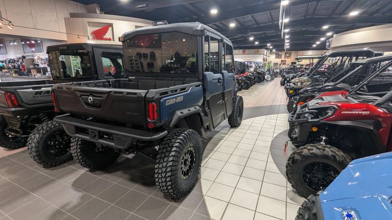 2025 Can-Am DEFENDER MAX LIMITED CAB HD10 DUSTY NAVYImage 5