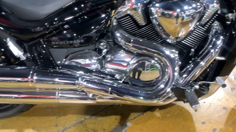 New 2025 Suzuki BOULEVARD M109R Image 4