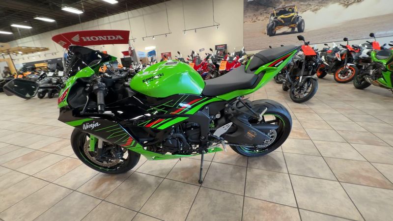 Used 2024 Kawasaki NINJA ZX-6R KRT EDITION ABS Image 6