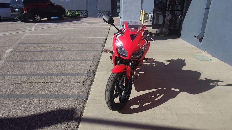 Used 2022 Honda CBR300R Image 7