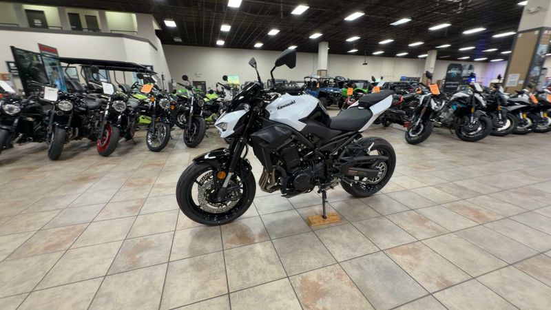 New 2026 Kawasaki Z900 ABS Image 5