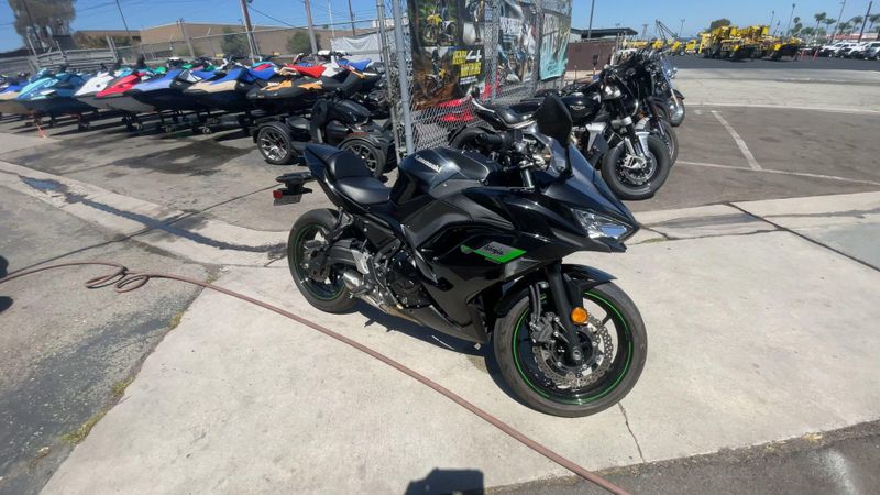 Used 2025 Kawasaki NINJA 650 Image 5