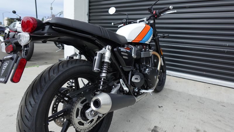 New 2025 Triumph Speed Twin 900 Base 