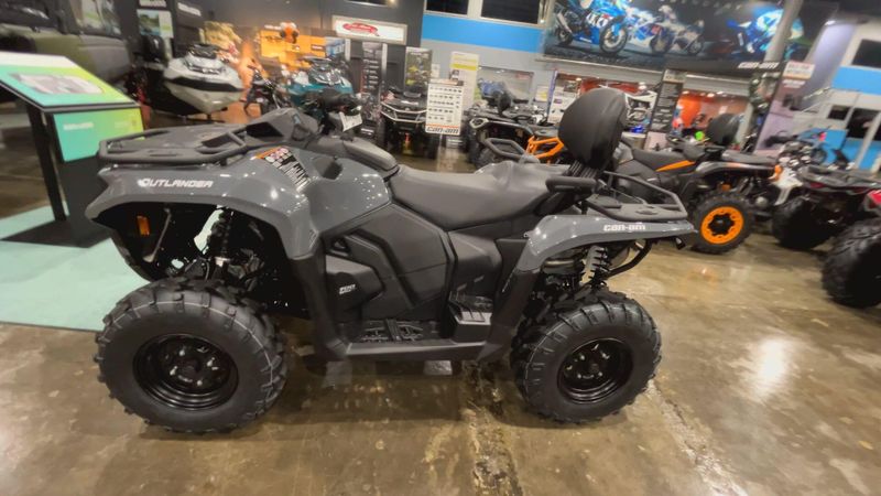 New 2026 Can-Am OUTLANDER MAX DPS 700 Image 9