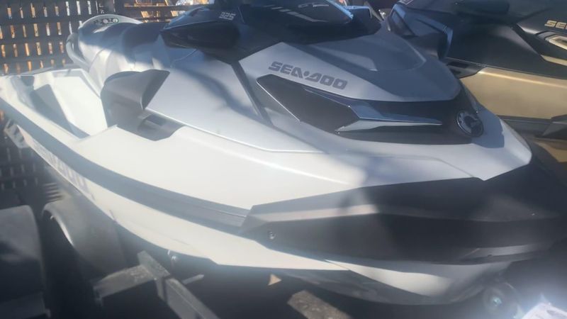 New 2025 Sea-Doo GTX LIMITED 325 (SOUND SYSTEM) Image 5