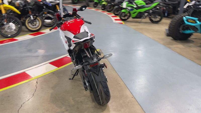 New 2026 Yamaha YZF-R7 70TH ANNIVERSARY EDITION Image 3