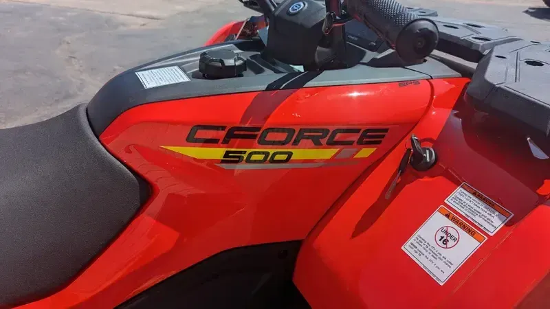 2025 CFMOTO CFORCE 500 S MAGMA REDImage 12