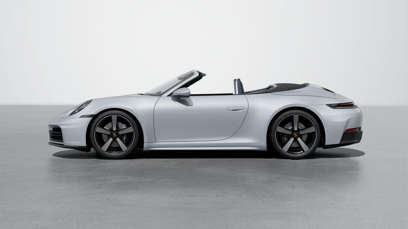 2025 Porsche 911 CarreraImage 2