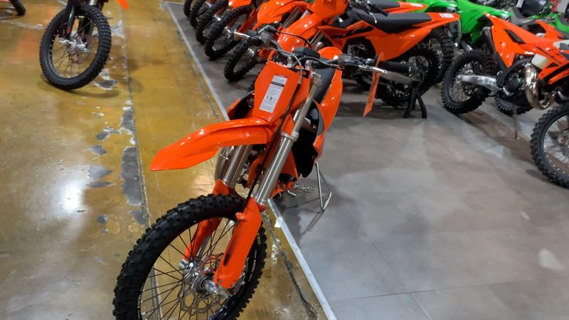 New 2025 KTM 85 SX 19&sol;16 Image 9