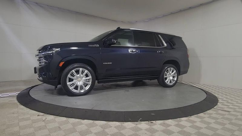 2024 Chevrolet Tahoe High Country photo 2