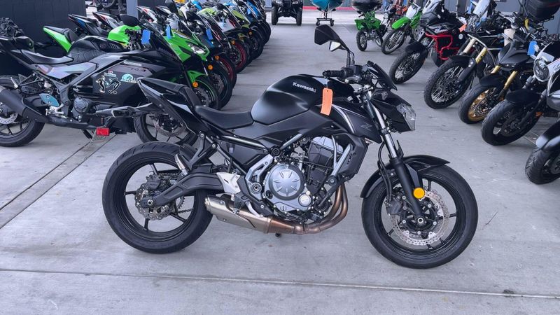 Used 2017 Kawasaki Z650 Base Image 5
