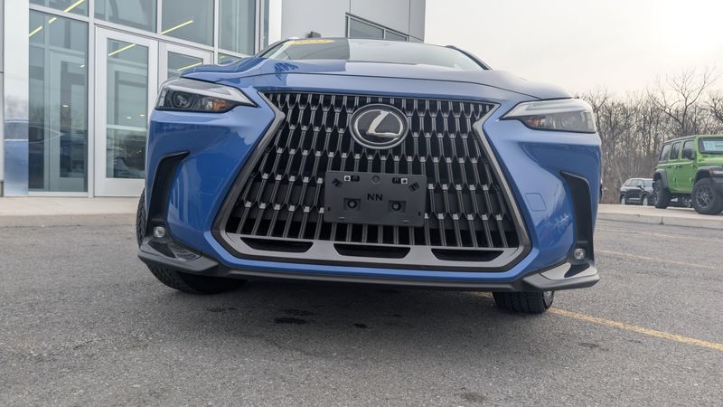 Used 2022 Lexus NX 350Image 2