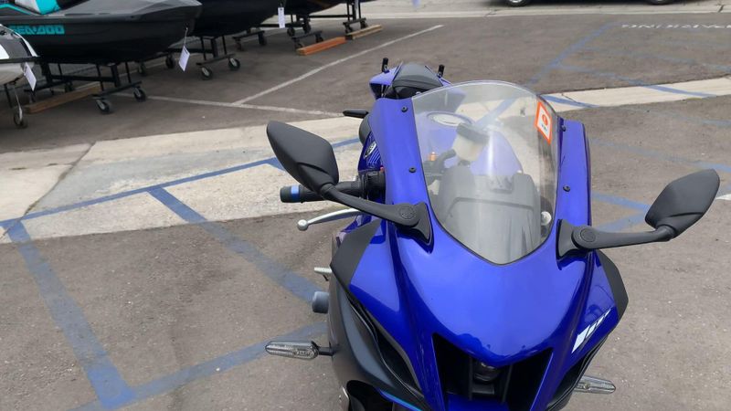 New 2025 Yamaha YZF-R7 Image 7