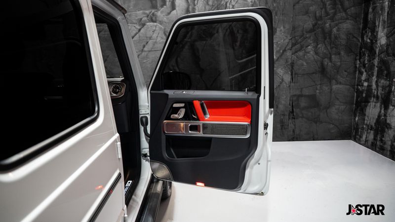 2025 Mercedes Benz G 550 photo 8