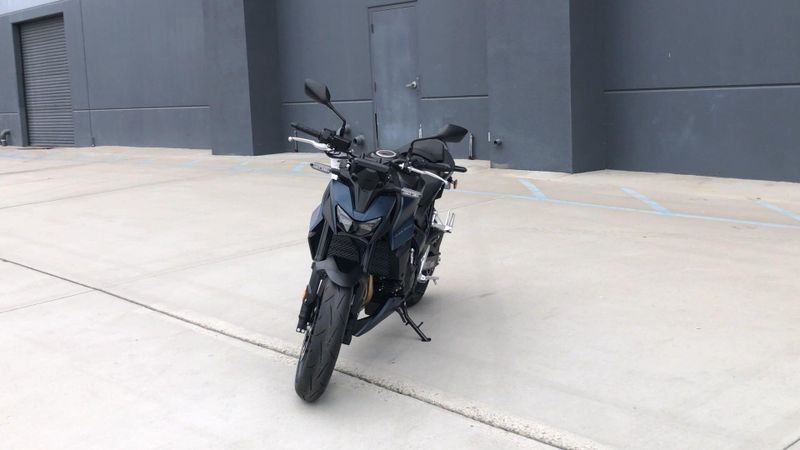 New 2026 Honda CB750 HORNET E-CLUTCH Image 3