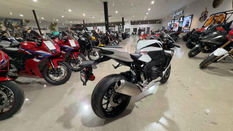 New 2026 Honda CBR1000RR Image 8