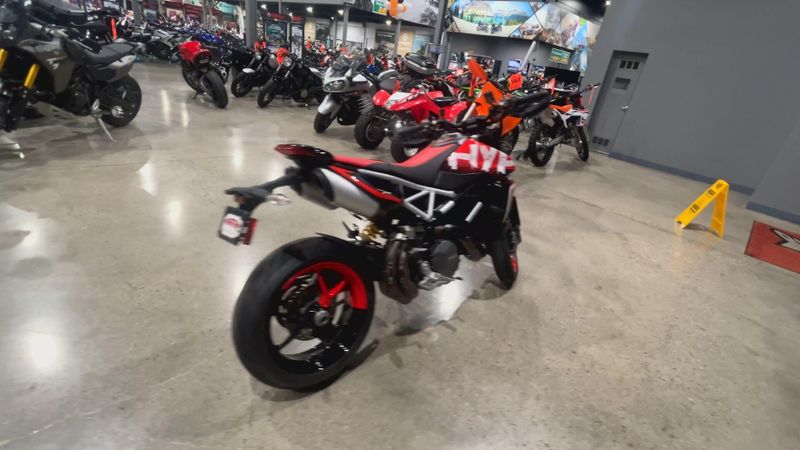 Used 2022 Ducati HYPERMOTARD 950 RVE Image 8