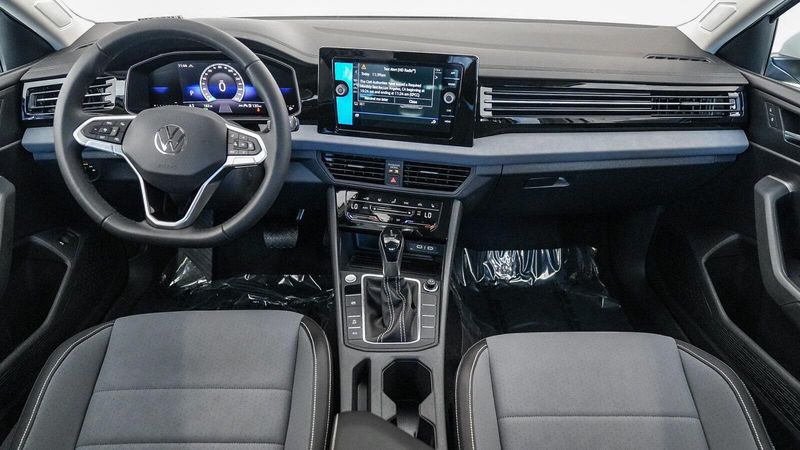 New 2025 Volkswagen Jetta 1.5T SEImage 13