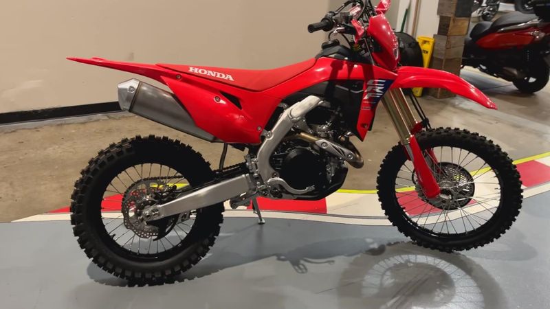New 2025 Honda CRF450X Image 4
