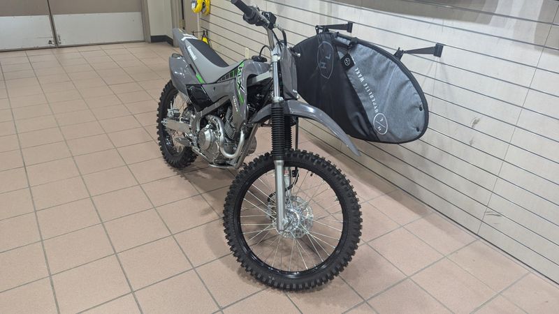 2025 Kawasaki KLX 140R FImage 2