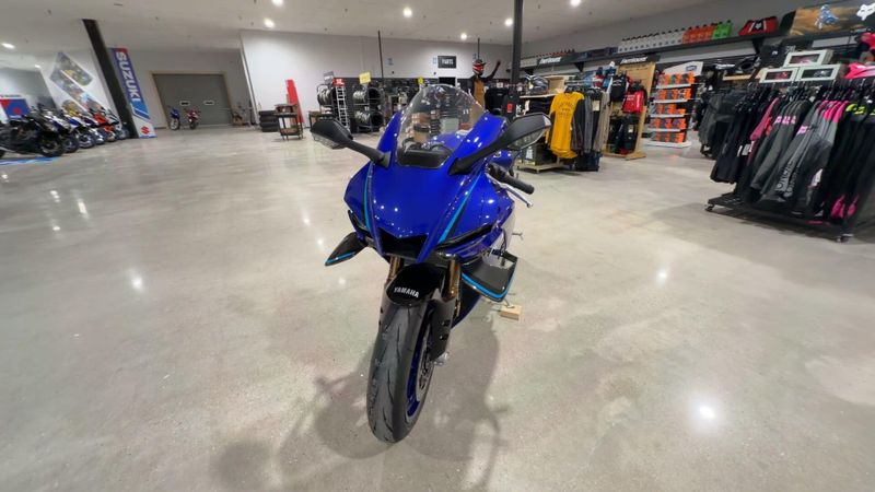 New 2026 Yamaha YZF-R1 Image 5