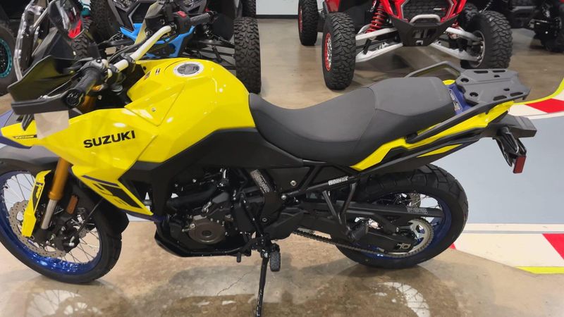 New 2025 Suzuki V-STROM 800DE Image 9