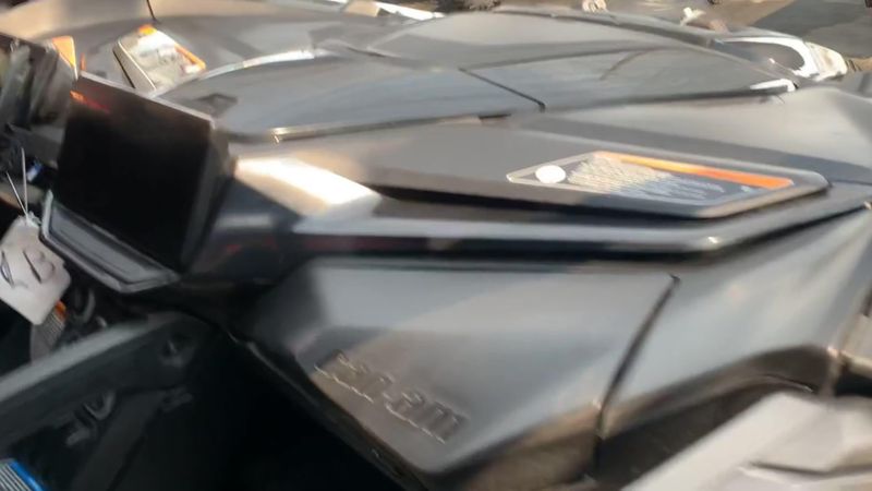 New 2025 Can-Am MAVERICK R MAX X RS 999T DCT Image 8