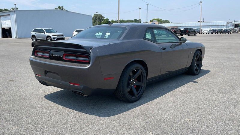 2022 Dodge Challenger SRT8 Hellcat photo 6