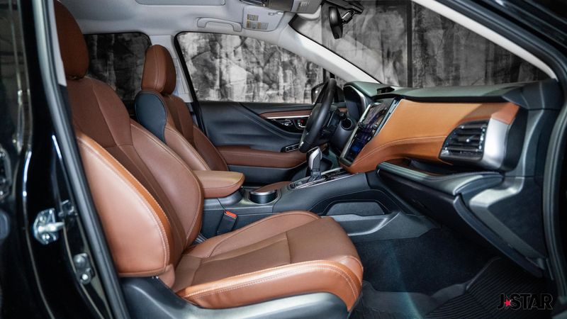2022 Subaru Outback Touring photo 4