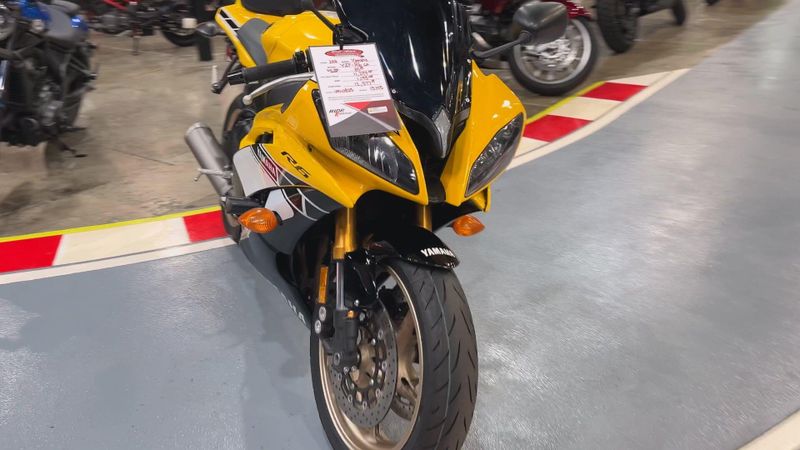 Used 2016 Yamaha YZF-R6 CA Image 7