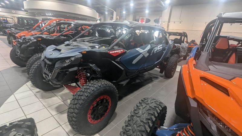 2025 Can-Am MAVERICK R MAX X RS WITH SMARTSHOX 999T DCT DUSTY NAVY AND LEGION REDImage 2