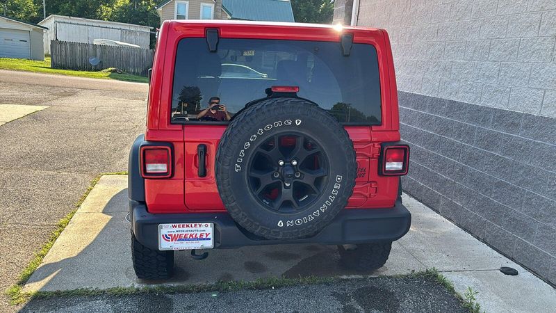 2022 Jeep Wrangler Unlimited WillysImage 4
