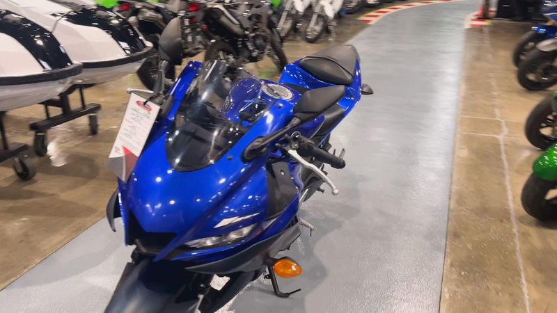 Used 2022 Yamaha YZF-R3 ABS Image 7