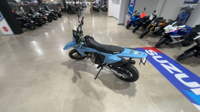 New 2025 Suzuki DR-Z4SM Image 9
