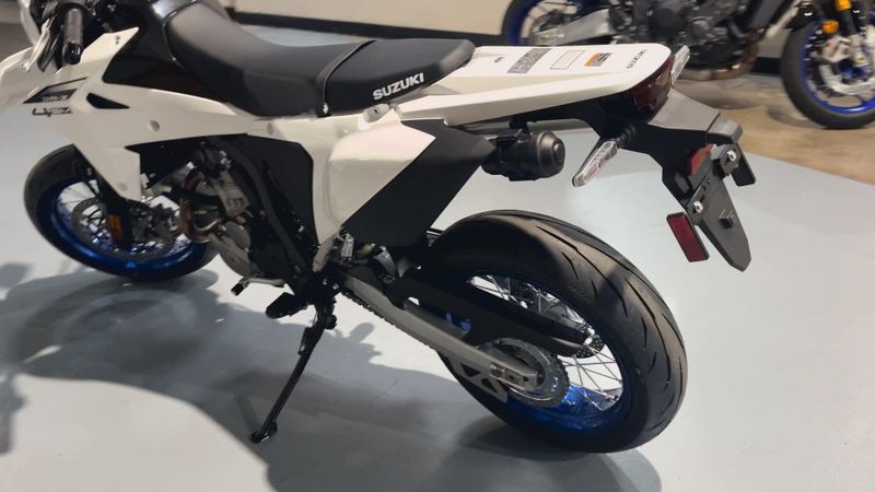 New 2025 Suzuki DR-Z4SM Image 6
