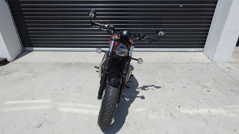 New 2025 Triumph Bonneville Bobber Base 
