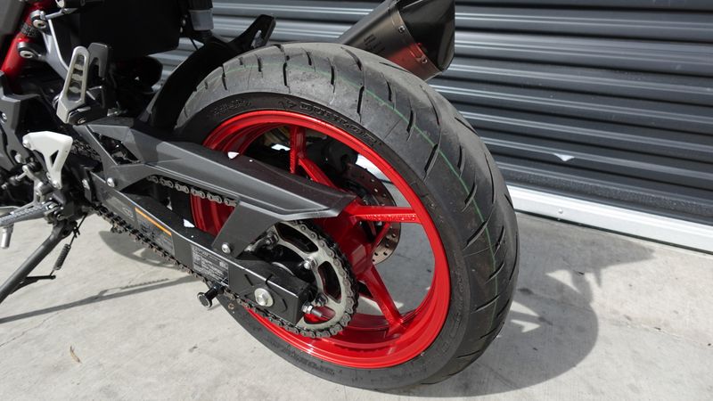 Used 2025 Kawasaki Z500 SE ABS 