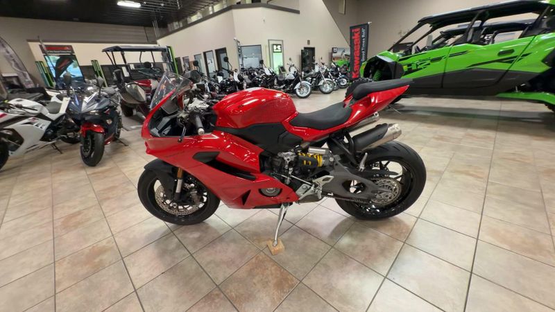 Used 2026 Ducati PANIGALE V2 Image 6