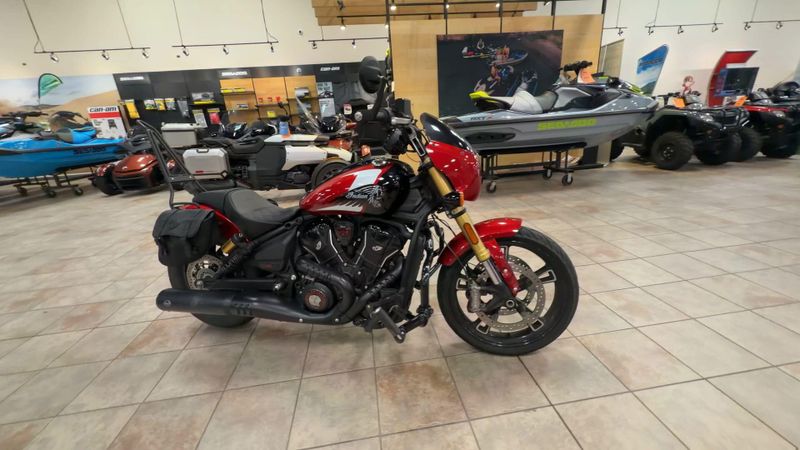 Used 2025 Indian Motorcycle 101 SCOUT WHITE MTLC WGRFX TEC Image 2