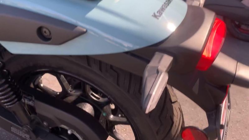 New 2025 Kawasaki ELIMINATOR SE ABS Image 9