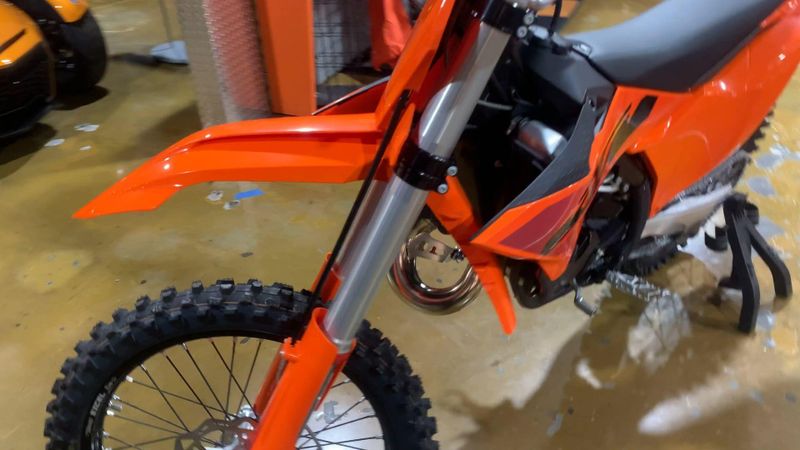 New 2025 KTM 125 SX Image 6