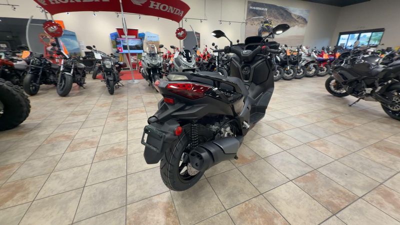 New 2026 Yamaha Xmax Image 8