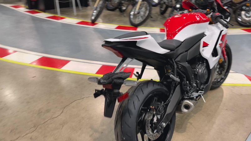 New 2026 Yamaha YZF-R7 70TH ANNIVERSARY EDITION Image 4