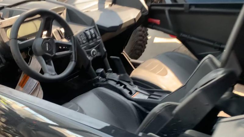 New 2025 Can-Am MAVERICK X3 MAX X DS TURBO RR Image 2