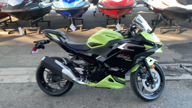 New 2026 Kawasaki NINJA 500 SE ABS Image 9