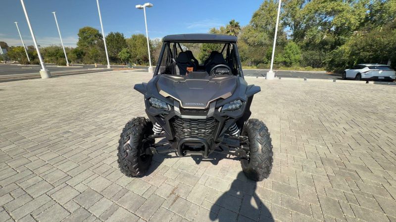 New 2026 Honda TALON 1000R-4 FOX LIVEVALVE Image 4