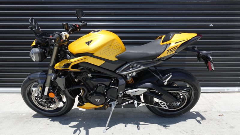 New 2025 Triumph Street Triple 765 RS 
